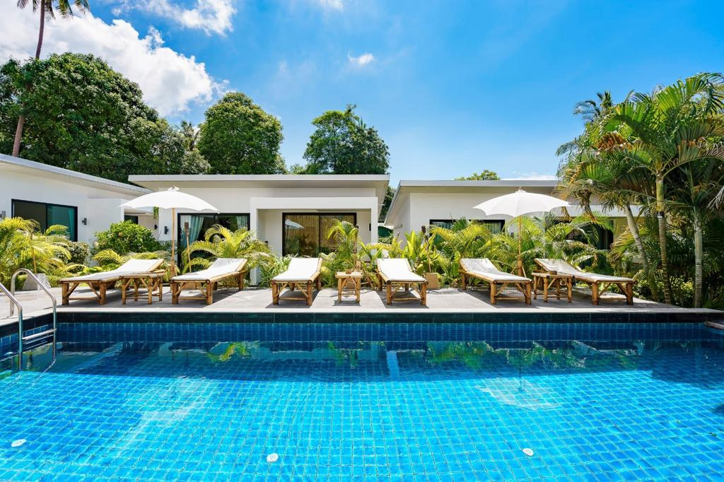 KO SAMUI A MAENAM RESORT SUR 1050 M2 DE TERRAIN. IMMOCENTER THAILANDE KO SAMUI