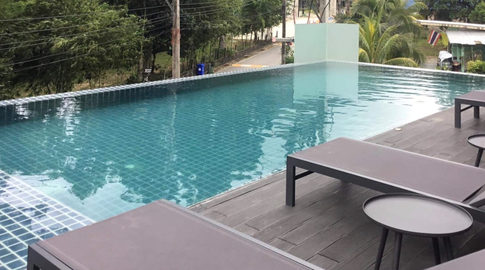 PHUKET A BANG TAO CONDO 2 CHAMBRES.   IMMOCENTER THAILANDE PHUKET