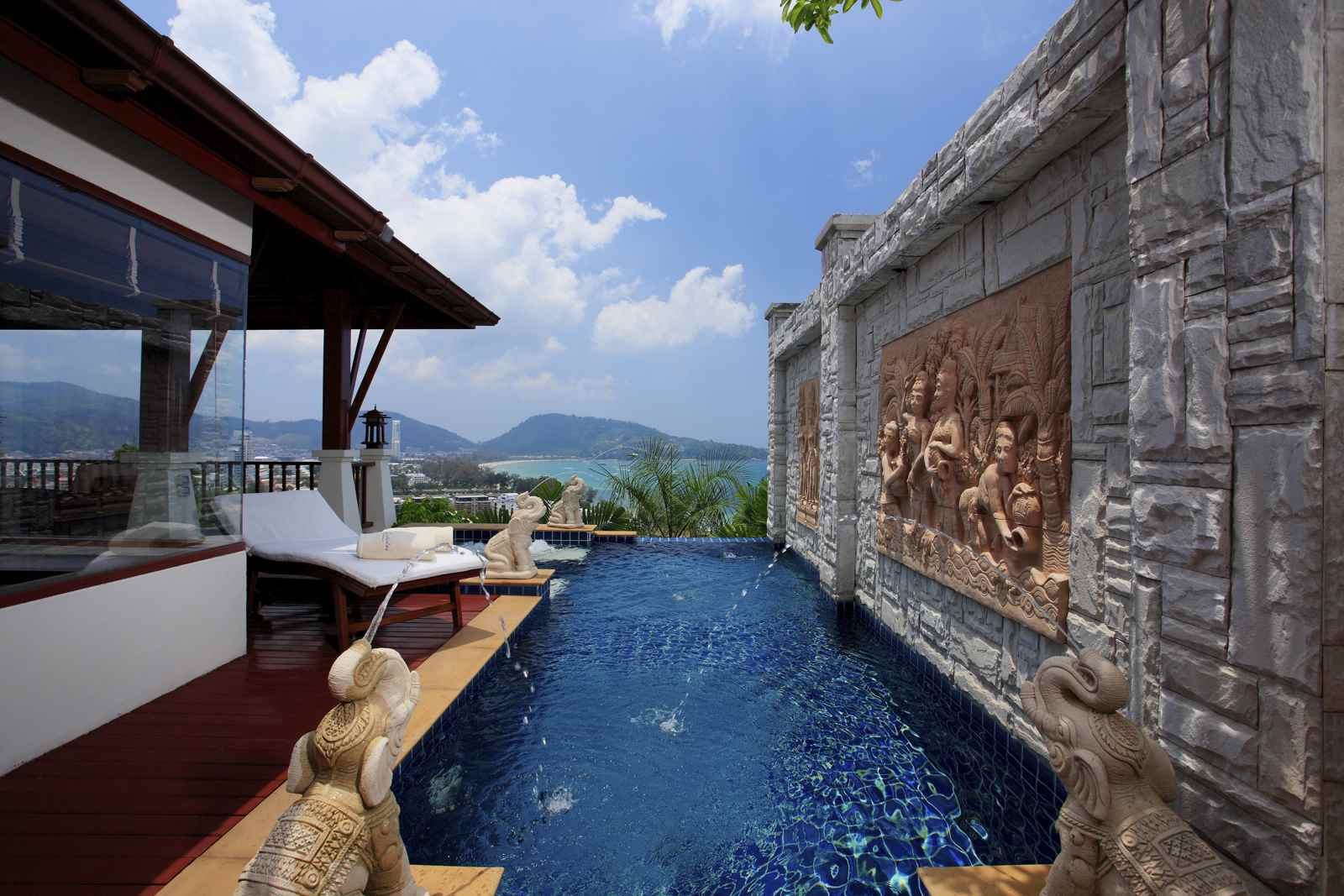 PHUKET PATONG VILLA VUE MER DE LUXE 3 CHAMBRES. IMMOCENTER THAILANDE PHUKET