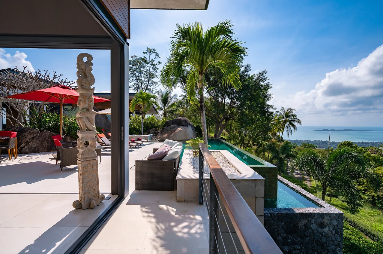 KO SAMUI A THONG KRUT VILLA DE LUXE VUE MER. IMMOCENTER REAL ESTATE AGENCY THAILAND KO SAMUI