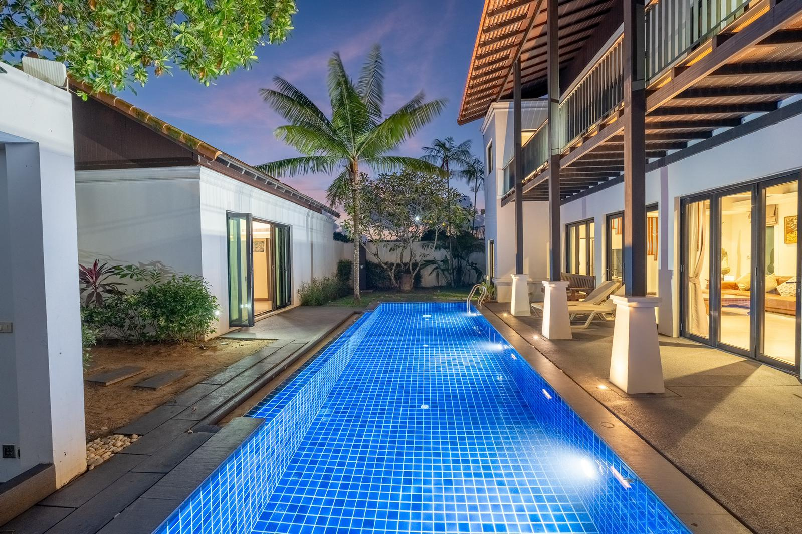 PHUKET A PASAK VILLA AVEC  3 CHAMBRES.  AGENCE IMMOCENTER THAILANDE PHUKET