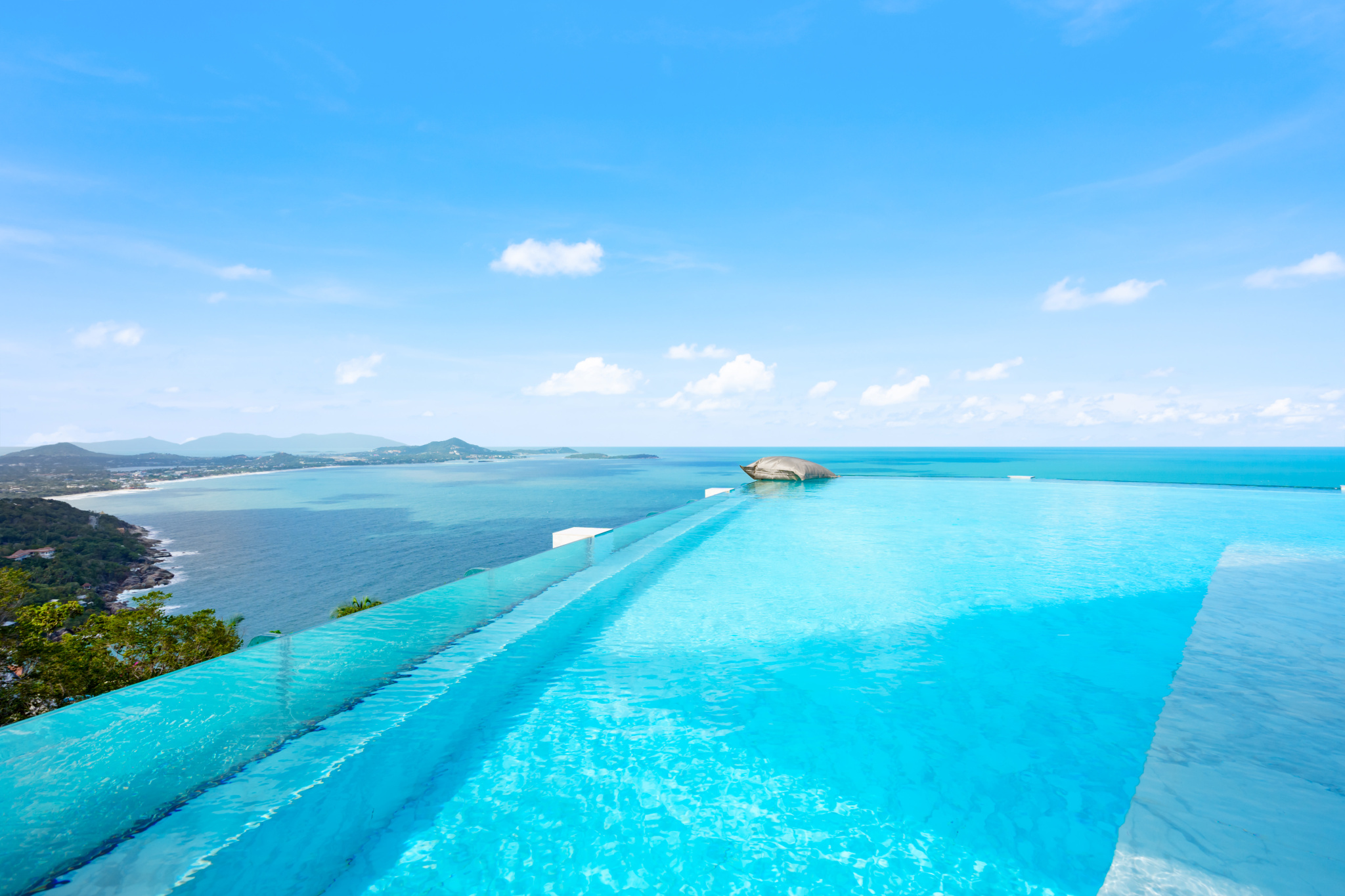 KO SAMUI A CORAL COVE VILLA DE LUXE AVEC VUE MER IMPRENABLE. IMMOCENTER THAILANDE KO SAMUI
