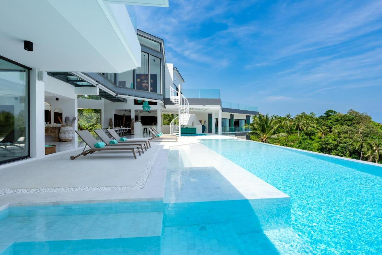 KO SAMUI A BANG POR VILLA DE LUXE VUE MER. IMMOCENTER THAILAND REAL ESTATE AGENCY  KO SAMUI