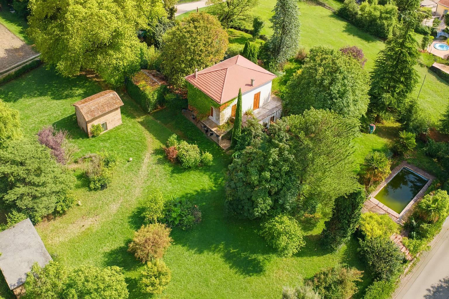 Annonce immobilière   Exceptionnelle propriété à 10 MN au sud de Vienne. IMMOCENTER CHANAS 38150